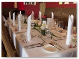 Hochzeit-Event-Feier-mit-Dj-in-der-Malteser-Komturei-in-Bergisch-Gladbach-bei-K�ln-feiern-2